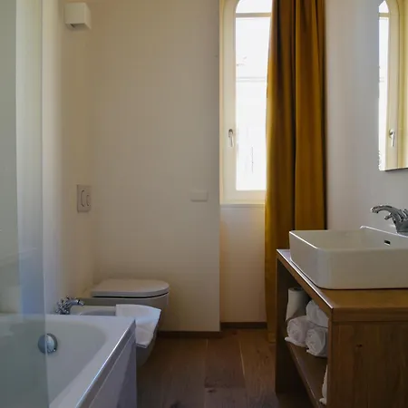 Con Bagno Condiviso Trento